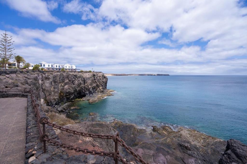 Beautiful Home In Lanzarote 5 Mins From Marina Плая Бланка Екстериор снимка