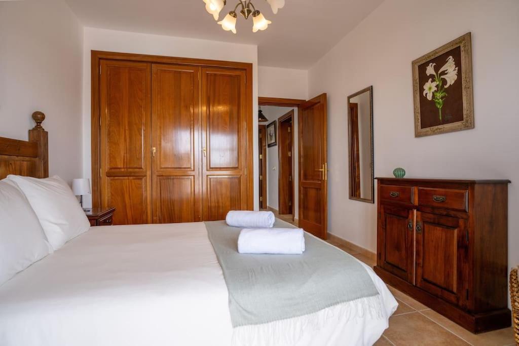 Beautiful Home In Lanzarote 5 Mins From Marina Плая Бланка Екстериор снимка